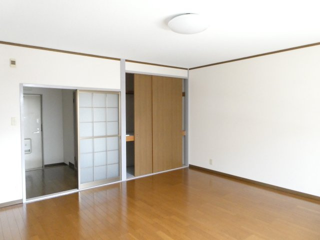 レストハウスの洋室