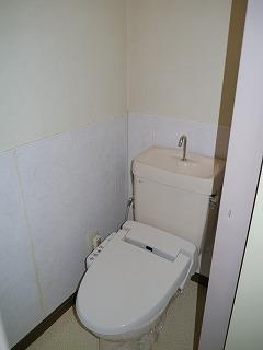 レストハウスのトイレ|【トイレ】温水洗浄暖房便座付き