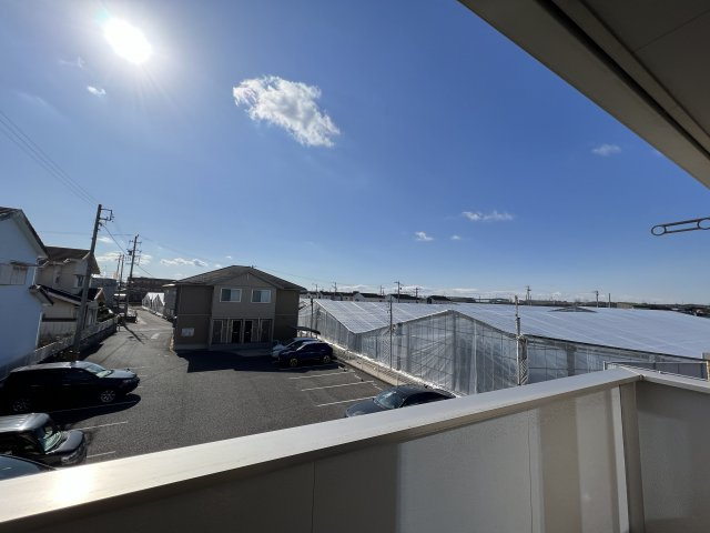カーミー・芳川Aの展望