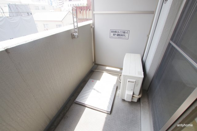 エスリード梅田北　仲介手数料無料のバルコニー