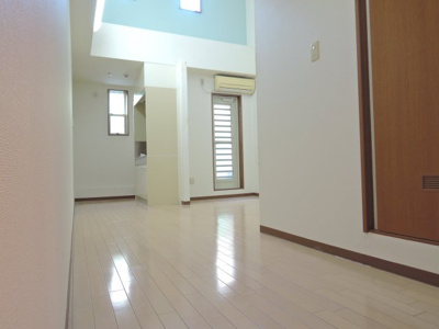 【居間・リビング】 | フォレスト山崎 | 写真は同マンション別部屋