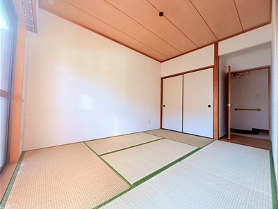 クイーンビーマンションイチバンカンの洋室|広々とした洋室です