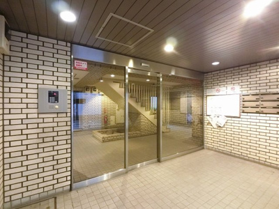 【その他共用部分】 | パレ・ドール南六郷 | 防犯面でも安心のオートロック付。