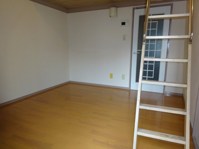 Tsフラット柴又の洋室