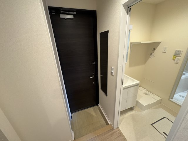 FRIEDEN　HAUS八幡の玄関