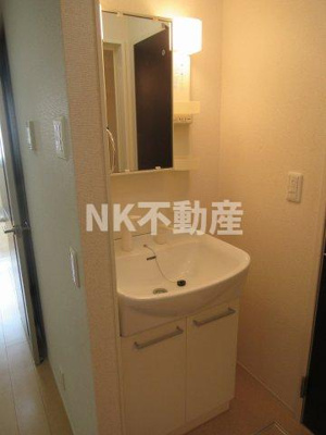 【洗面所】 | エクレール上小阪（河内小阪賃貸） | コンパクトで使いやすい洗面所