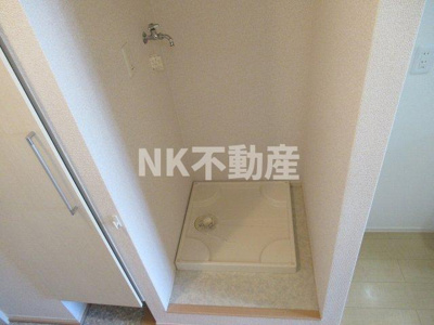 【設備】 | エクレール上小阪（河内小阪賃貸） | 室内洗濯パンです