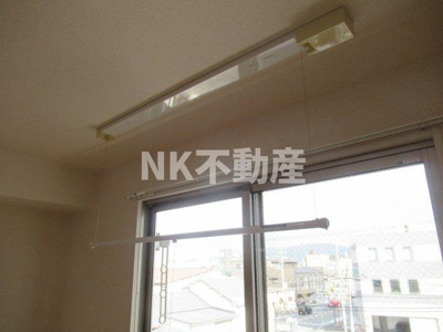 【設備】 | エクレール上小阪（河内小阪賃貸） | 室内物干しです