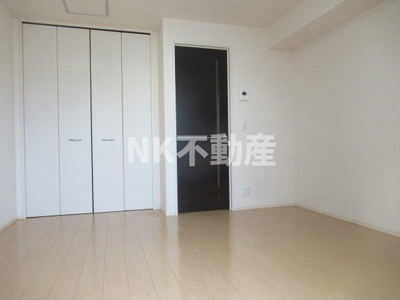 【居間・リビング】 | エクレール上小阪（河内小阪賃貸） | 洋室です