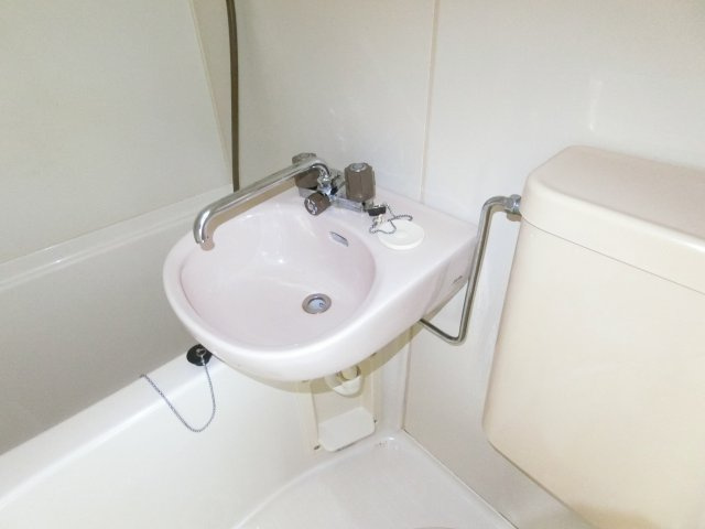 グリーンヒルハイツの独立洗面台