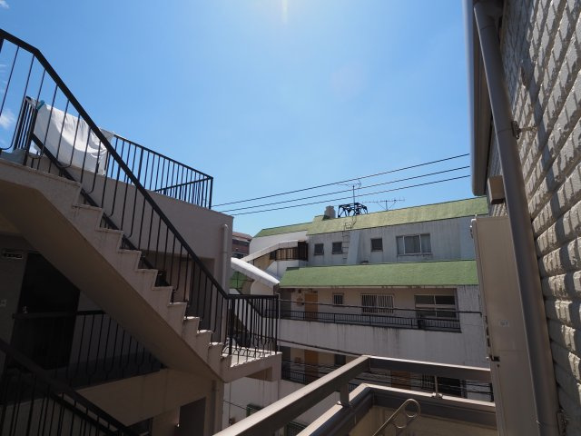 【展望】 | クアルト初台(ＣＵＡＲＴＯ初台) | 周辺は落ち着いた環境です