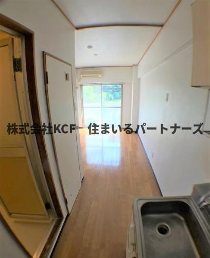 【内装】 | 藤田マンション | 明るい色調の室内です