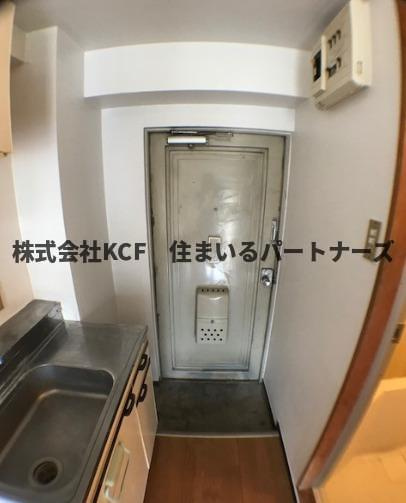 【玄関】 | 藤田マンション | 明るい玄関です