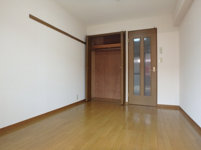 リバーヒルズ日吉の洋室|【参考】307号室の室内写真