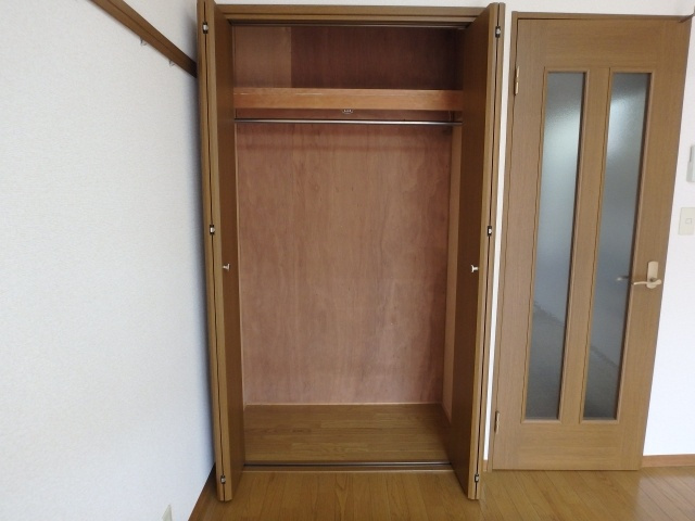 リバーヒルズ日吉の収納|【参考】307号室の室内写真
