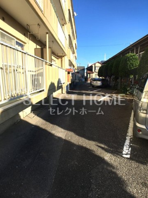 【駐車場】 | パラシオン日名