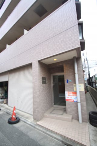 【エントランス】 