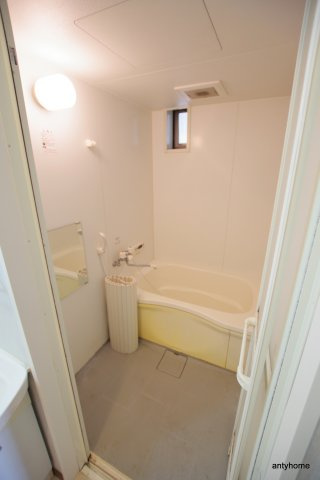 ブルーキューブ　仲介手数料無料の浴室