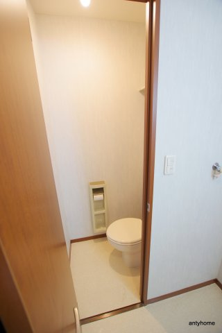 ブルーキューブ　仲介手数料無料のトイレ