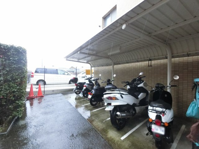 【その他共用部分】 | シュロス保土ヶ谷 | バイク置き場