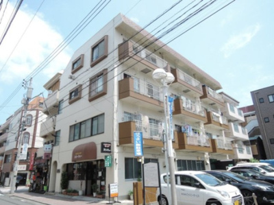 【外観】 | リバーハイツ天王町 | 最上階角部屋住戸
上階からの生活音がなく戸建感覚を味わえます。