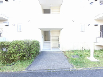 【エントランス】 | 金沢八景クローバーハイツB棟