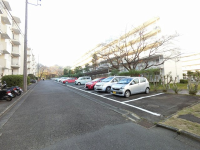 【駐車場】 | 金沢八景クローバーハイツB棟 | 平置き駐車場