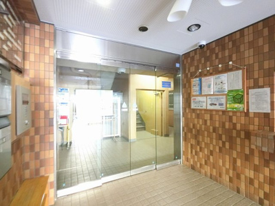 【その他共用部分】 | ライオンズマンション金沢八景第10 B館 | 防犯面でも安心のオートロック付。