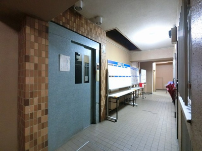 【その他共用部分】 | ライオンズマンション金沢八景第10 B館 | お買い物時やベビーカーの出し入れに便利なエレベーター付。
