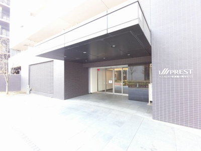 【エントランス】 | インプレスト横濱鶴ヶ峰WEST | 相鉄線「鶴ヶ峰」駅徒歩18分又はバス4分「鶴ヶ峰中学校前」停歩4分。