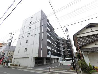 【外観】 | リストレジデンス鶴ヶ峰レイズ | マンションの外観です。
築年数が浅いのでとってもきれいです。