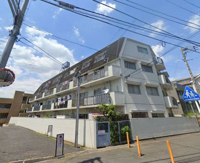 【外観】 | 二俣川クリスコーポ | 相鉄線「二俣川」駅徒歩5分の好立地。
大型スーパーも徒歩5分で行けちゃいます。