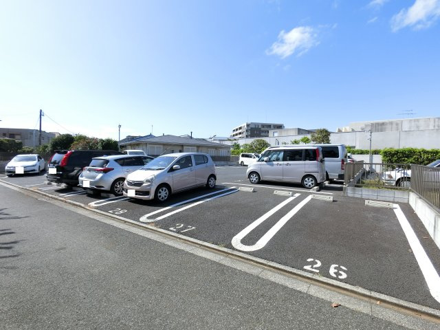 【駐車場】