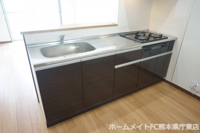 コンフォートREIWAのキッチン