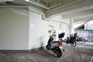 【その他共用部分】 | バイク置場・駐輪場