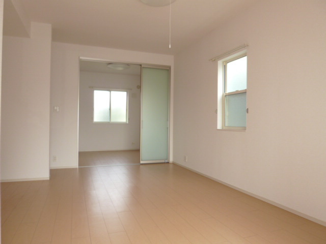 サンリットの居間・リビング