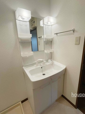 【洗面所】 | HACHIBUSE鳴尾【鳴尾小・鳴尾中・鳴尾駅】