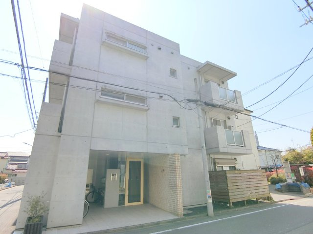 エムフラットの外観