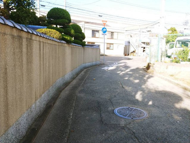 Freerife下坂部Ⅱ 2号地の前面道路含む現地写真