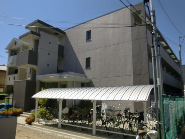 サンプレイス