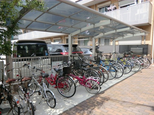 シャーメゾン田川のエントランス