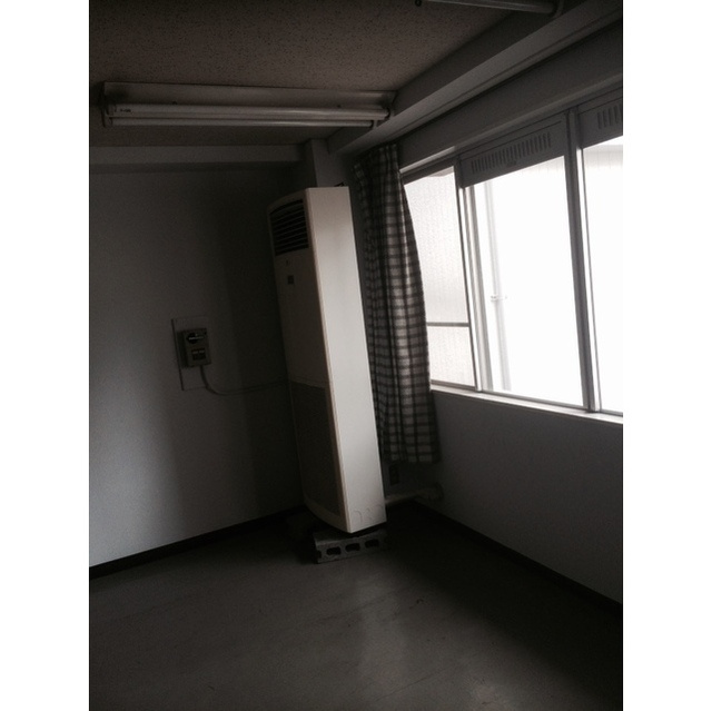 富田ビル2階の内装