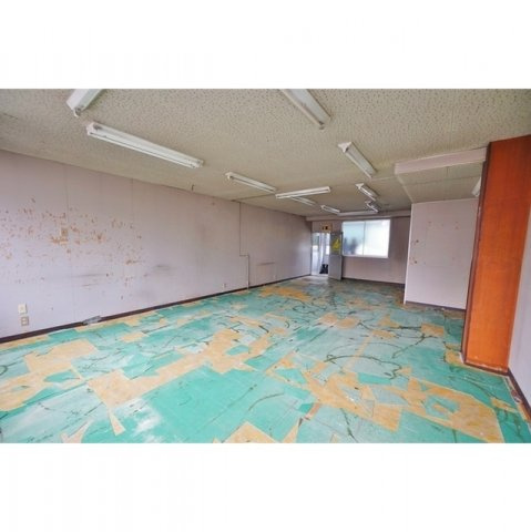 和田ビルの内装