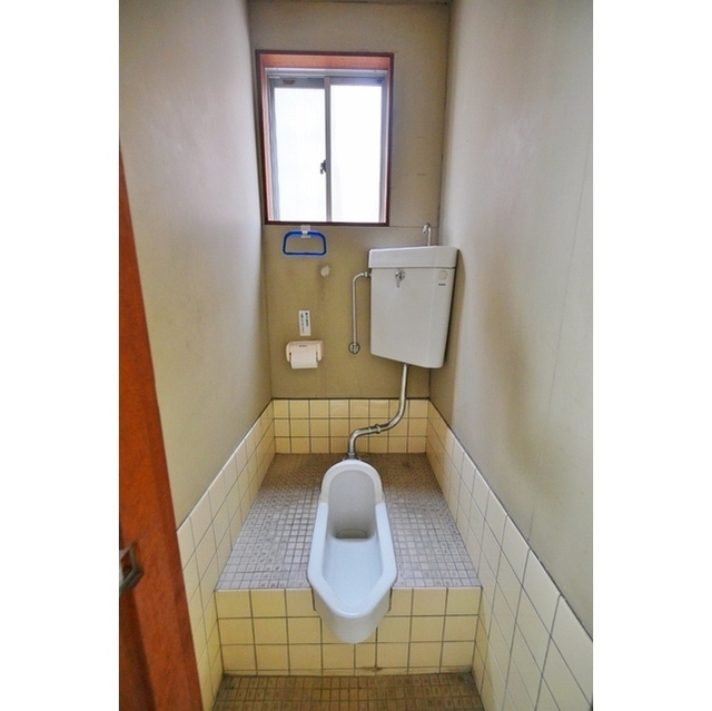和田ビルのトイレ|洋式トイレに改装予定