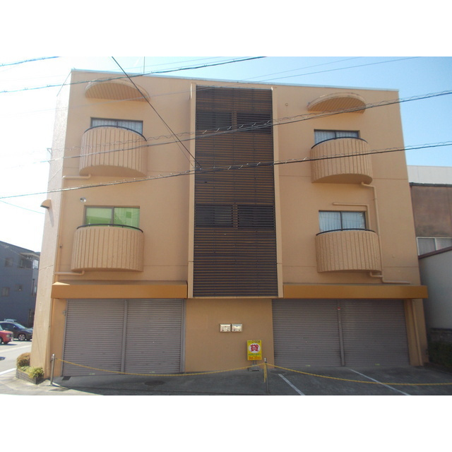 岐阜市川端町の店舗事務所