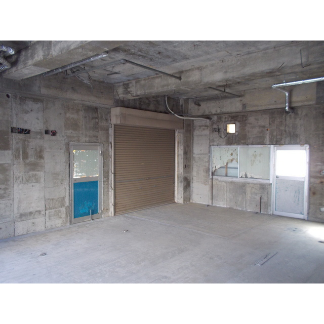 岐阜市川端町の店舗事務所の内装