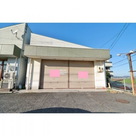 揖斐郡池田町八幡の店舗一部の外観