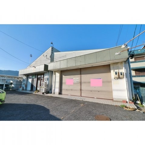 揖斐郡池田町八幡の店舗一部の外観