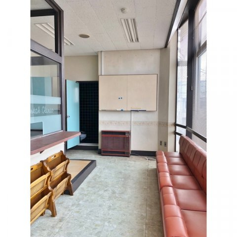 岐阜市金園町８丁目の店舗一部の内装