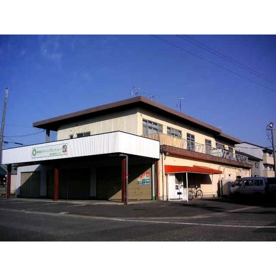 旦島中町市川アパートの外観